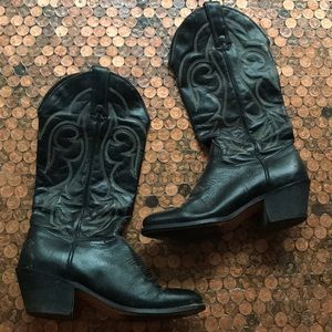 Vintage Kenny Rogers Cowboy boots, size 6 black leather boots